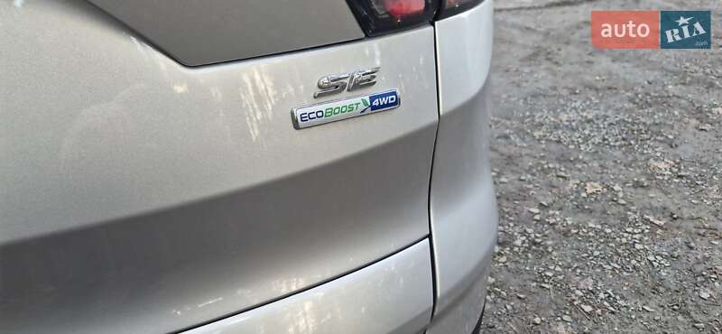 Позашляховик / Кросовер Ford Escape 2017 в Дубні