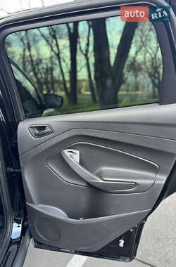 Внедорожник / Кроссовер Ford Escape 2016 в Одессе