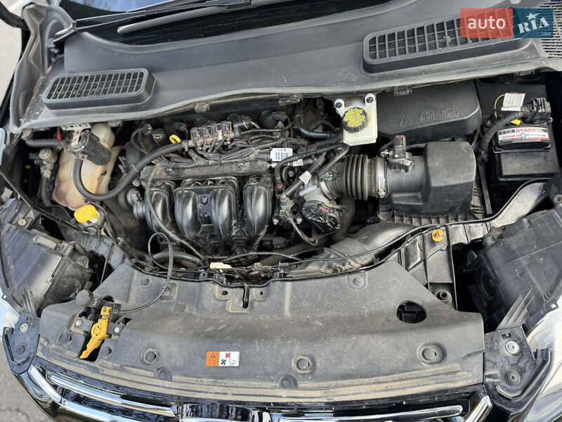 Внедорожник / Кроссовер Ford Escape 2016 в Одессе