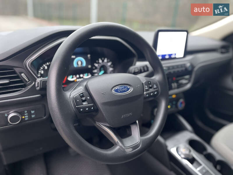 Позашляховик / Кросовер Ford Escape 2020 в Кременчуці фото 27 Позашляховик / Кросовер Ford Escape 2020 в Кременчуці