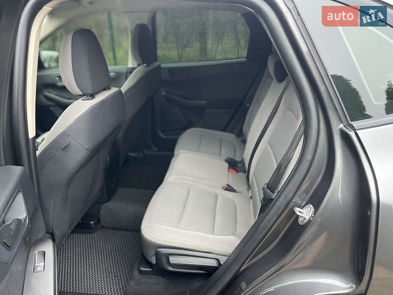 Позашляховик / Кросовер Ford Escape 2020 в Кременчуці фото 33 Позашляховик / Кросовер Ford Escape 2020 в Кременчуці