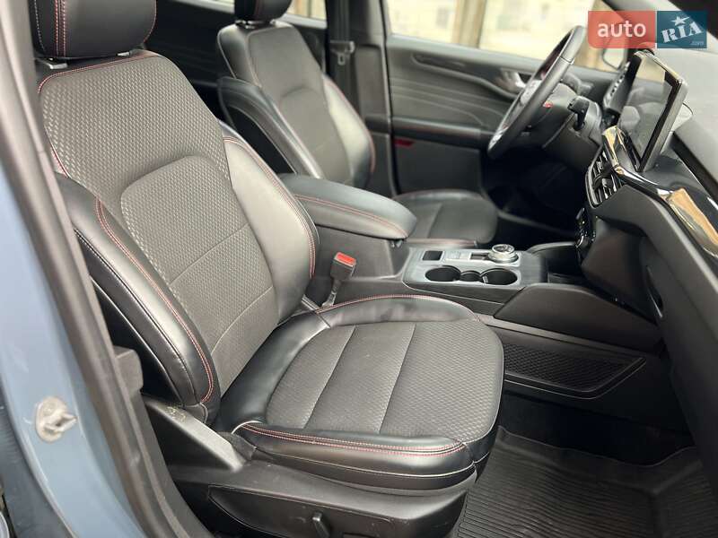 Позашляховик / Кросовер Ford Escape 2023 в Львові