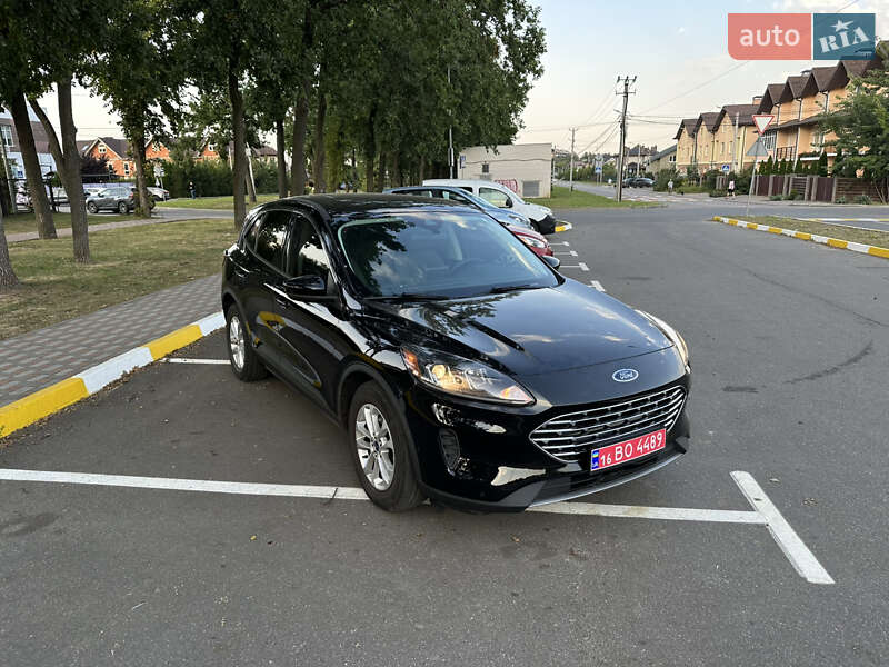 Внедорожник / Кроссовер Ford Escape 2021 в Киеве