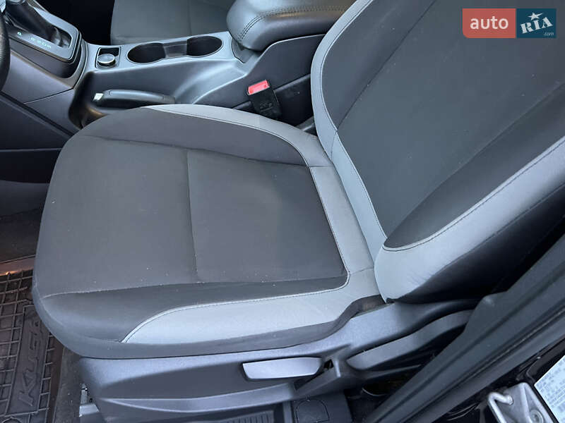 Внедорожник / Кроссовер Ford Escape 2013 в Киеве