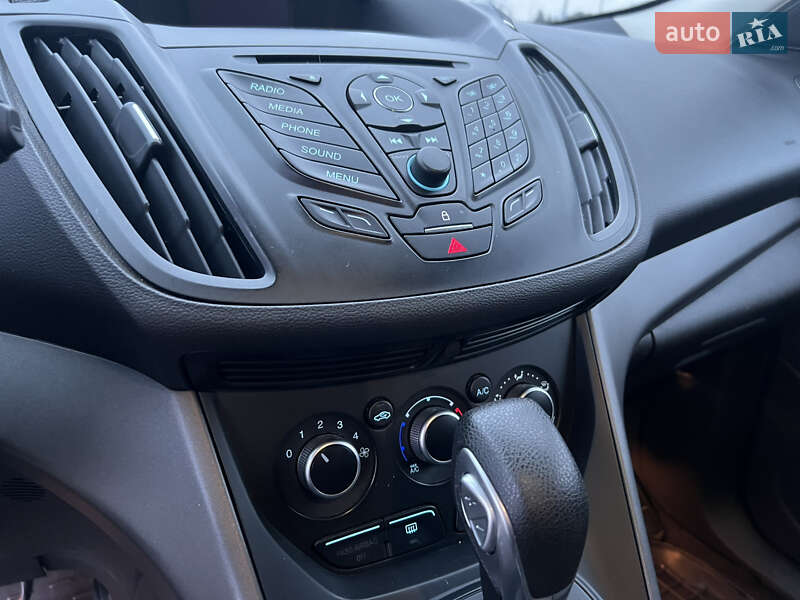 Внедорожник / Кроссовер Ford Escape 2013 в Киеве