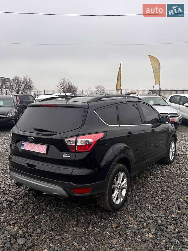 Позашляховик / Кросовер Ford Escape 2018 в Львові