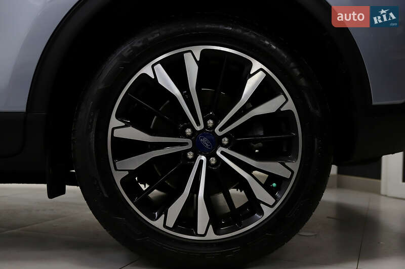 Позашляховик / Кросовер Ford Escape 2023 в Дрогобичі