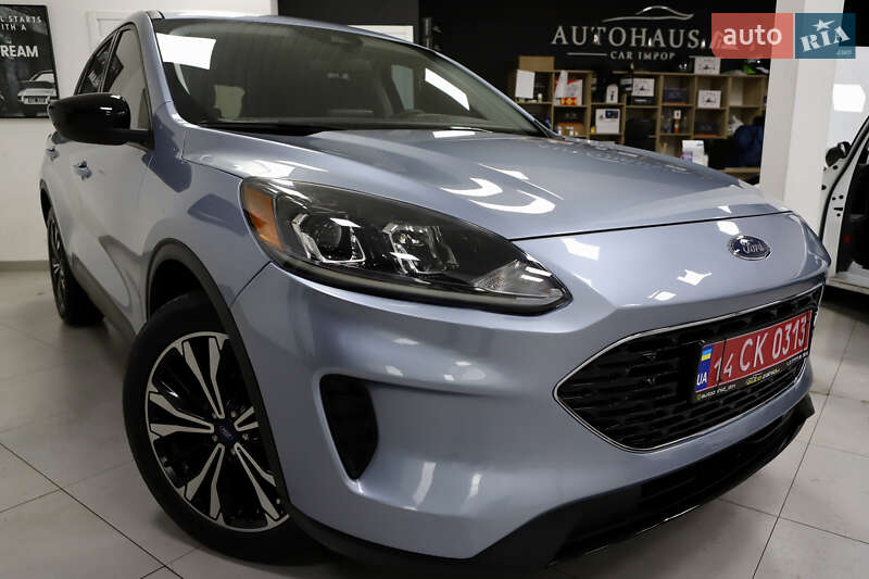 Позашляховик / Кросовер Ford Escape 2023 в Дрогобичі