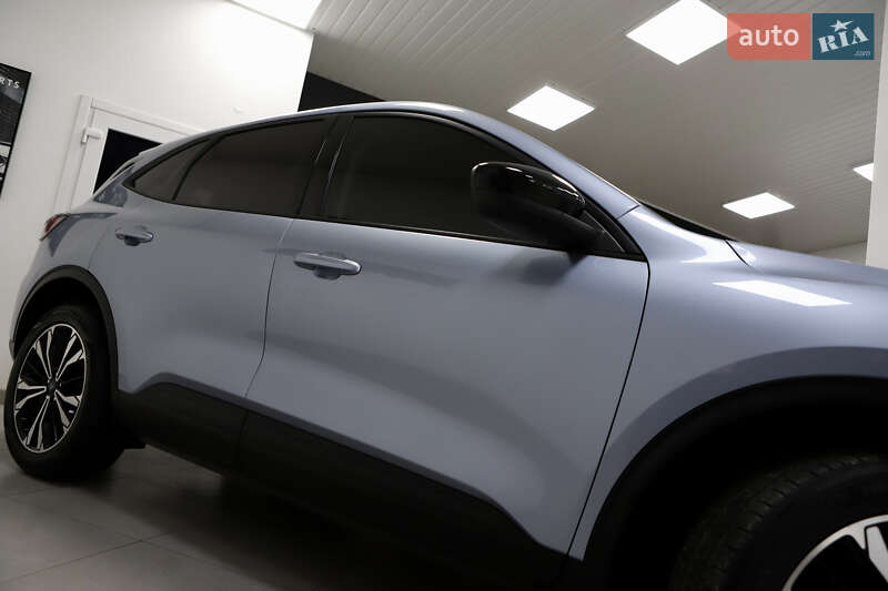Позашляховик / Кросовер Ford Escape 2023 в Дрогобичі