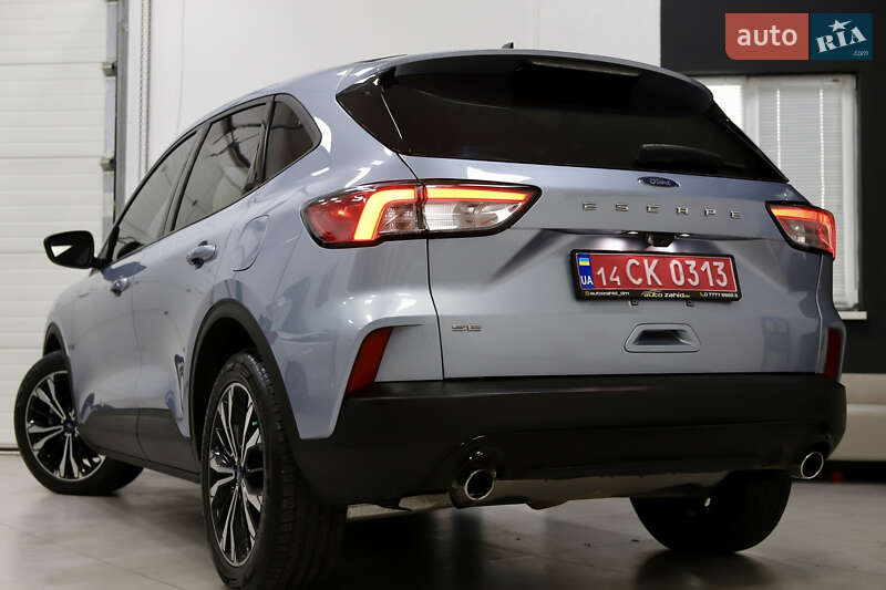 Позашляховик / Кросовер Ford Escape 2023 в Дрогобичі