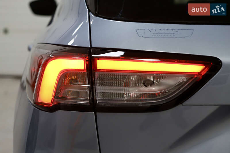 Позашляховик / Кросовер Ford Escape 2023 в Дрогобичі