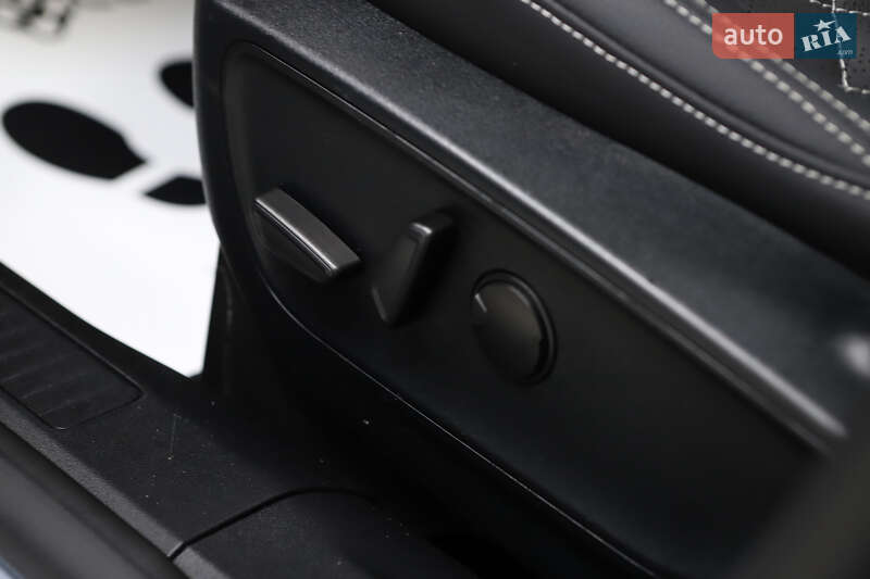 Позашляховик / Кросовер Ford Escape 2023 в Дрогобичі