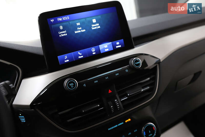 Позашляховик / Кросовер Ford Escape 2023 в Дрогобичі