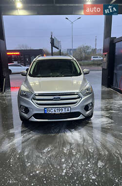 Внедорожник / Кроссовер Ford Escape 2016 в Львове