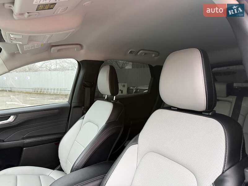 Позашляховик / Кросовер Ford Escape 2023 в Києві