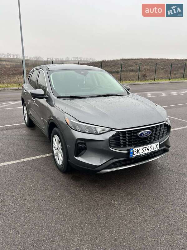 Позашляховик / Кросовер Ford Escape 2024 в Рівному фото 3 Позашляховик / Кросовер Ford Escape 2024 в Рівному