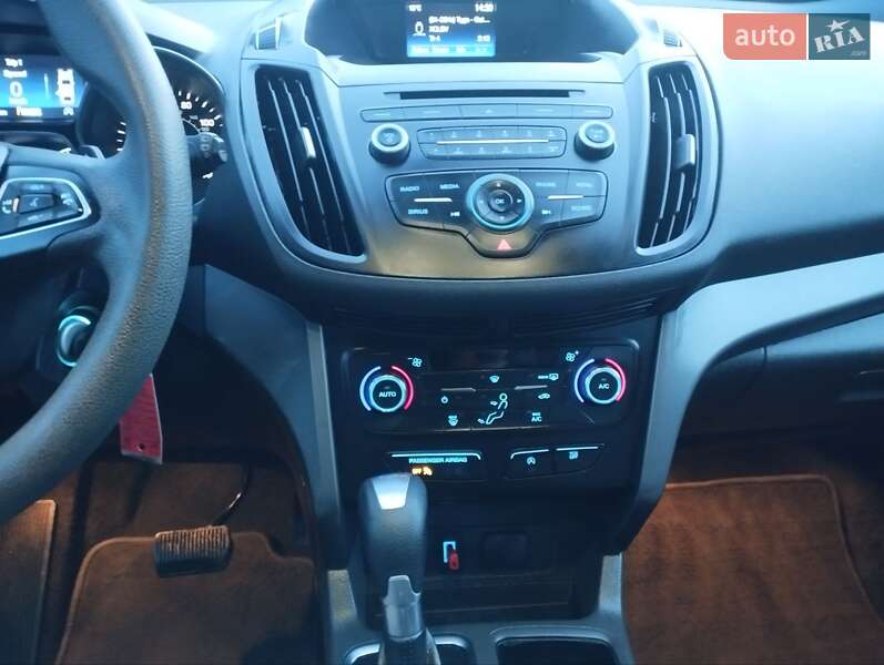 Позашляховик / Кросовер Ford Escape 2017 в Дубні фото 20 Позашляховик / Кросовер Ford Escape 2017 в Дубні