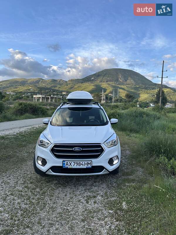 Внедорожник / Кроссовер Ford Escape 2018 в Харькове