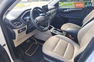 Внедорожник / Кроссовер Ford Escape 2022 в Ивано-Франковске
