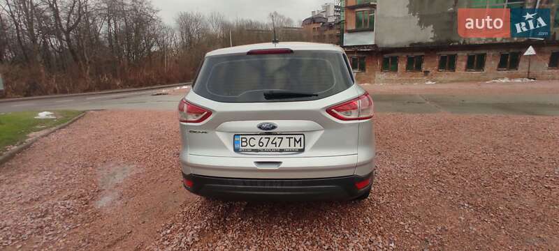 Позашляховик / Кросовер Ford Escape 2015 в Трускавці