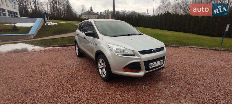 Позашляховик / Кросовер Ford Escape 2015 в Трускавці