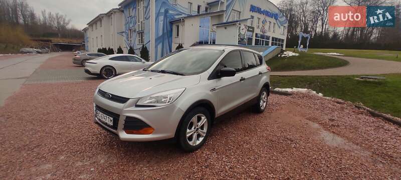 Позашляховик / Кросовер Ford Escape 2015 в Трускавці