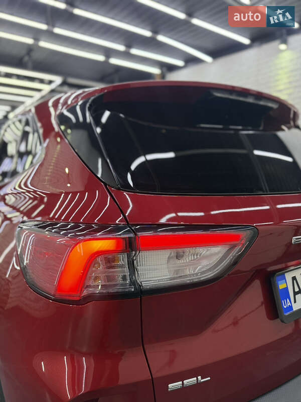 Внедорожник / Кроссовер Ford Escape 2021 в Харькове