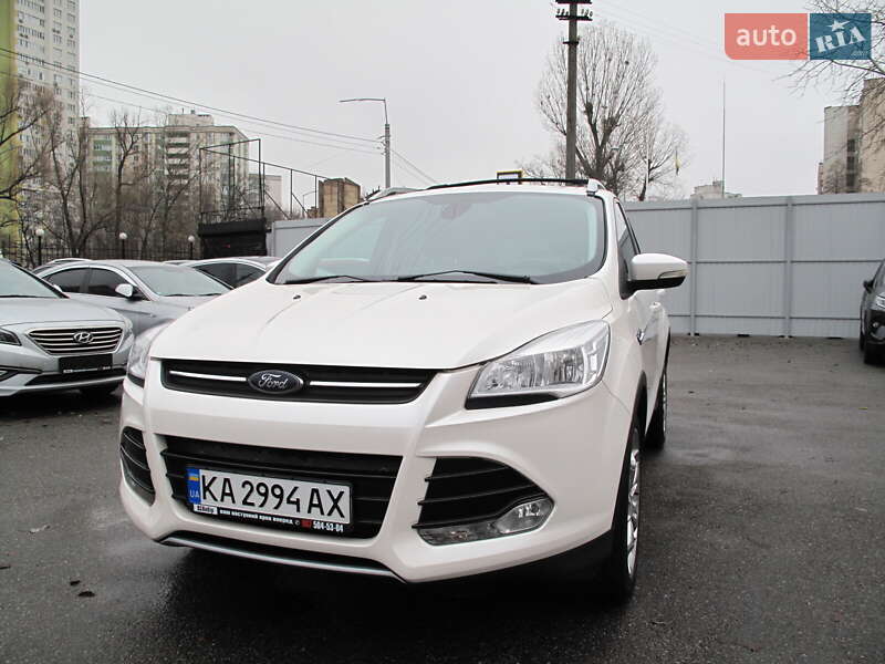 Внедорожник / Кроссовер Ford Escape 2016 в Киеве