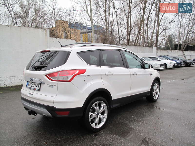 Внедорожник / Кроссовер Ford Escape 2016 в Киеве