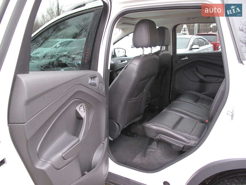 Внедорожник / Кроссовер Ford Escape 2016 в Киеве