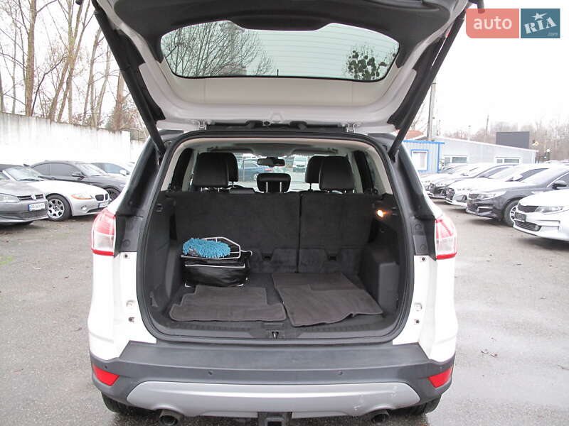 Внедорожник / Кроссовер Ford Escape 2016 в Киеве
