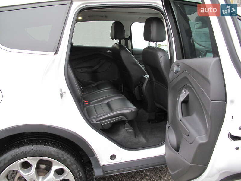 Внедорожник / Кроссовер Ford Escape 2016 в Киеве