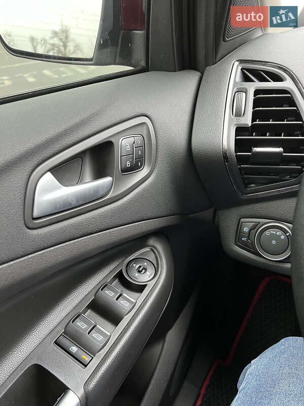 Внедорожник / Кроссовер Ford Escape 2017 в Вышгороде фото 15 Внедорожник / Кроссовер Ford Escape 2017 в Вышгороде