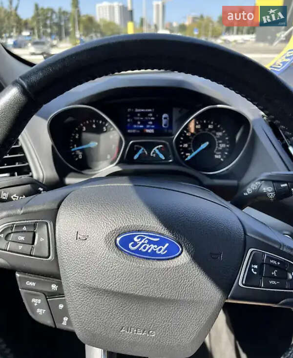 Позашляховик / Кросовер Ford Escape 2019 в Дніпрі
