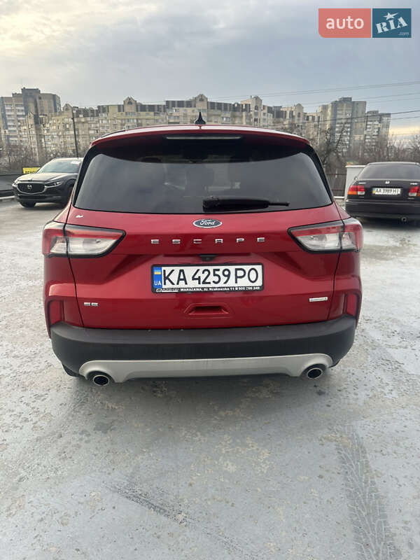 Внедорожник / Кроссовер Ford Escape 2019 в Киеве