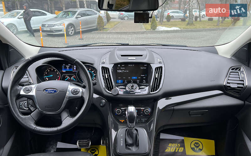 Позашляховик / Кросовер Ford Escape 2015 в Львові