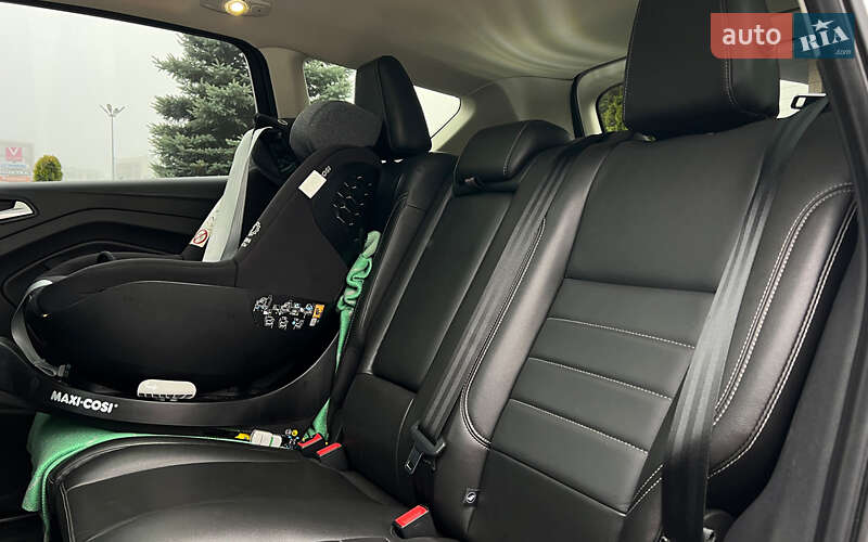 Позашляховик / Кросовер Ford Escape 2015 в Львові