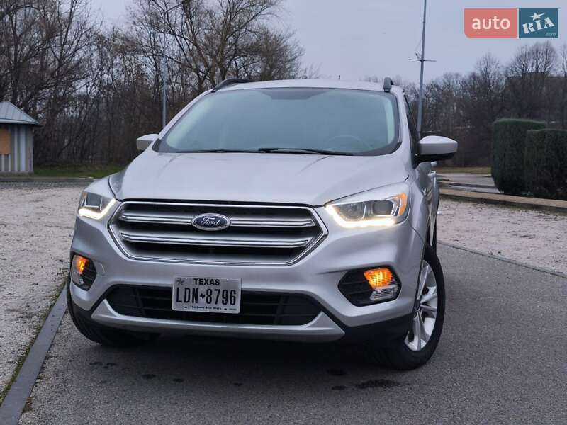 Позашляховик / Кросовер Ford Escape 2016 в Дніпрі фото 5 Позашляховик / Кросовер Ford Escape 2016 в Дніпрі
