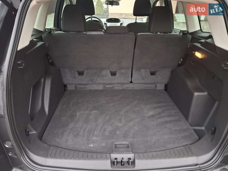 Внедорожник / Кроссовер Ford Escape 2017 в Каменец-Подольском фото 31 Внедорожник / Кроссовер Ford Escape 2017 в Каменец-Подольском