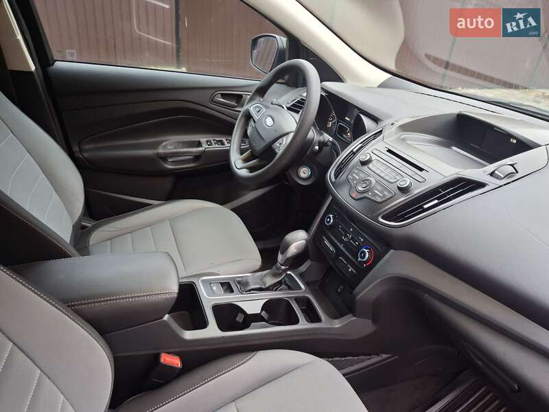 Внедорожник / Кроссовер Ford Escape 2017 в Каменец-Подольском фото 28 Внедорожник / Кроссовер Ford Escape 2017 в Каменец-Подольском