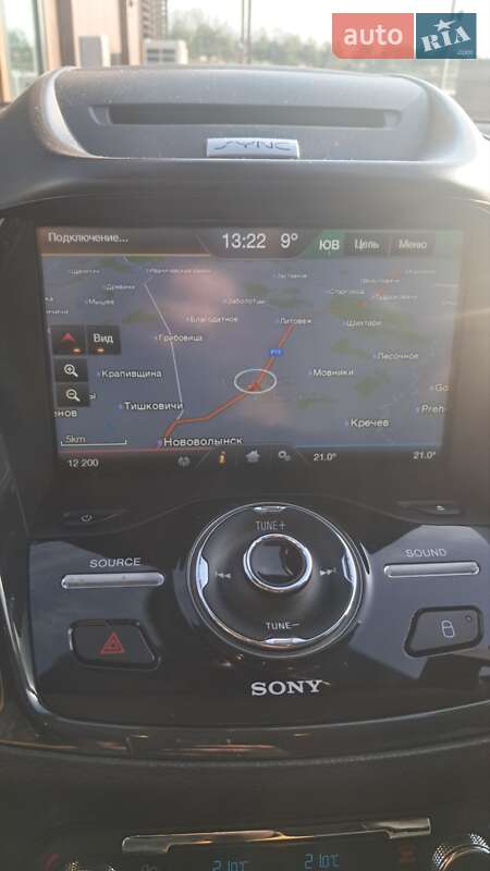 Внедорожник / Кроссовер Ford Escape 2015 в Нововолынске