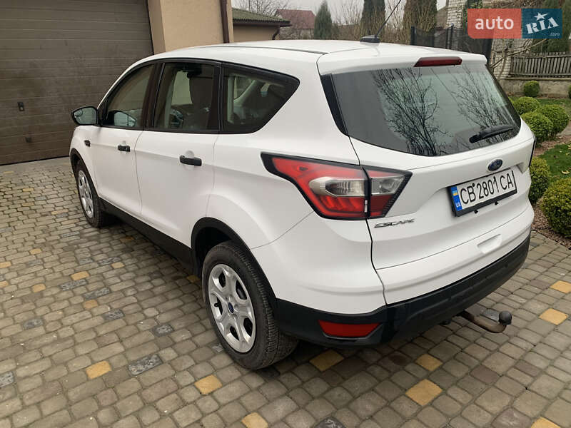 Внедорожник / Кроссовер Ford Escape 2017 в Звягеле