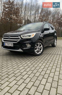 Позашляховик / Кросовер Ford Escape 2016 в Малехові