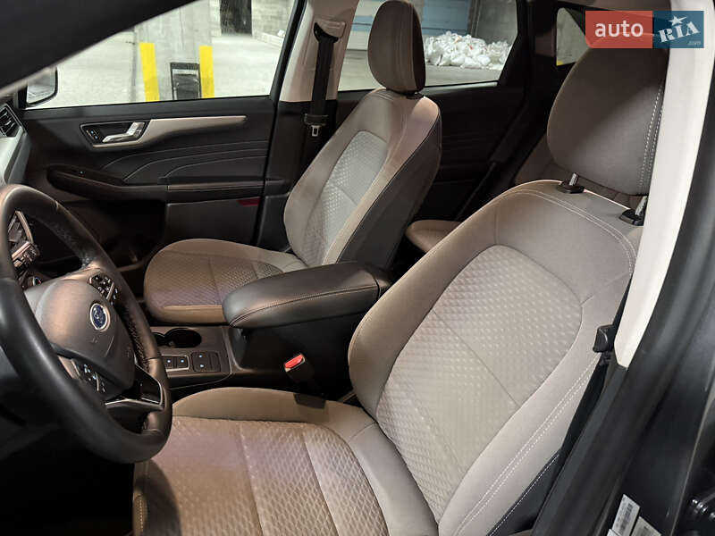 Внедорожник / Кроссовер Ford Escape 2021 в Тернополе фото 25 Внедорожник / Кроссовер Ford Escape 2021 в Тернополе