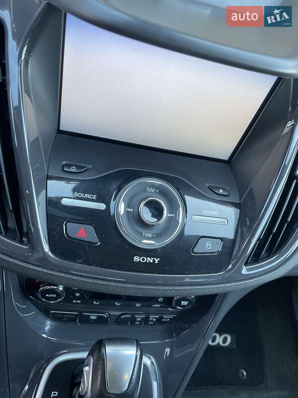 Внедорожник / Кроссовер Ford Escape 2012 в Иршаве