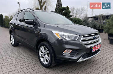 Позашляховик / Кросовер Ford Escape 2018 в Луцьку