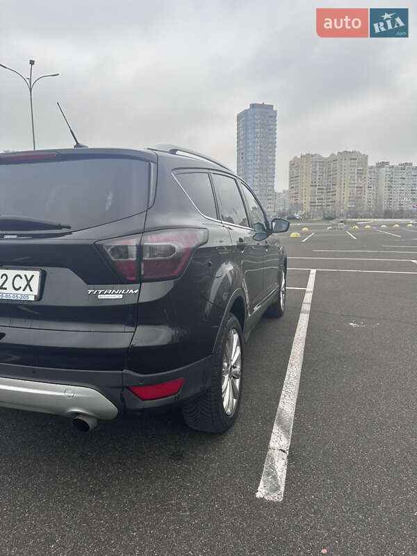 Внедорожник / Кроссовер Ford Escape 2016 в Киеве