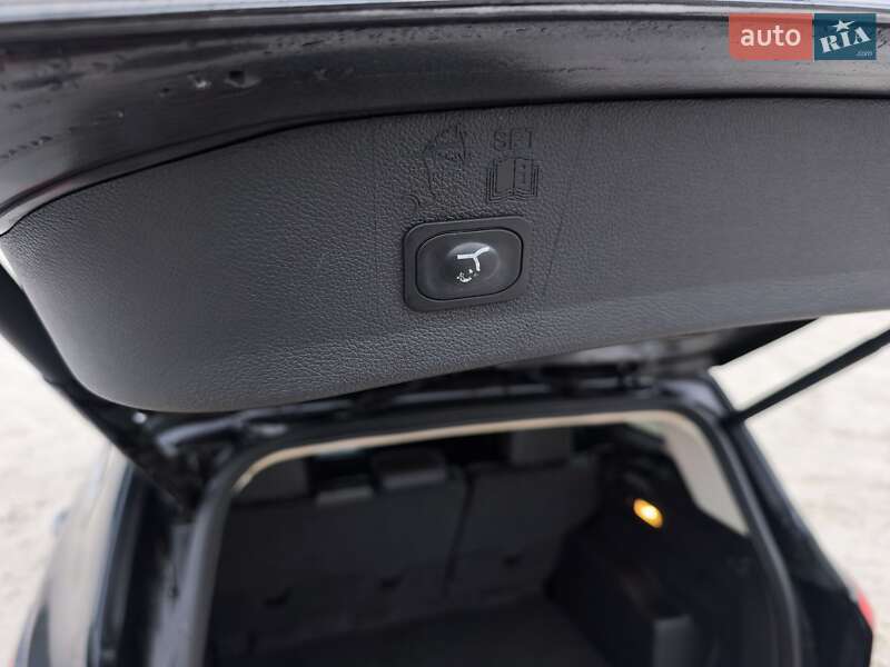 Позашляховик / Кросовер Ford Escape 2018 в Дніпрі фото 13 Позашляховик / Кросовер Ford Escape 2018 в Дніпрі