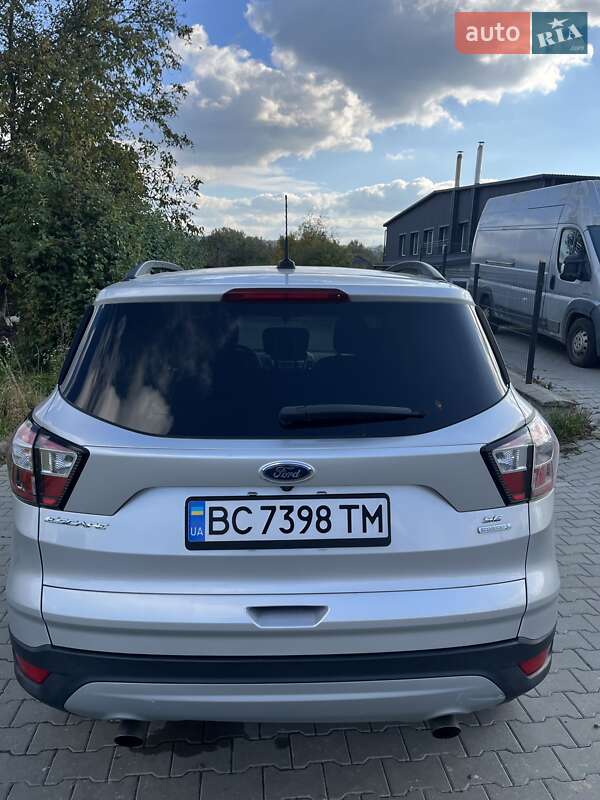 Позашляховик / Кросовер Ford Escape 2018 в Трускавці