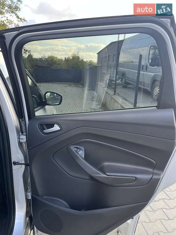 Позашляховик / Кросовер Ford Escape 2018 в Трускавці